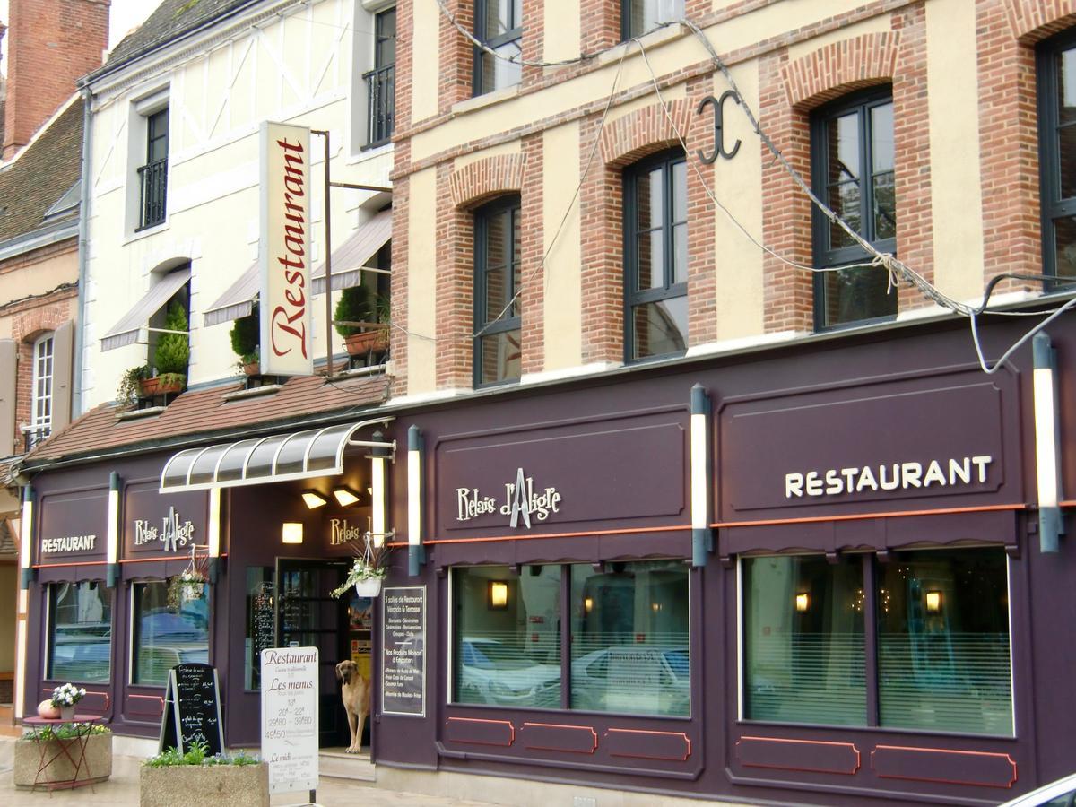 Logis Hotel-Restaurant Le Relais D'Aligre Châteauneuf-en-Thymerais 외부 사진