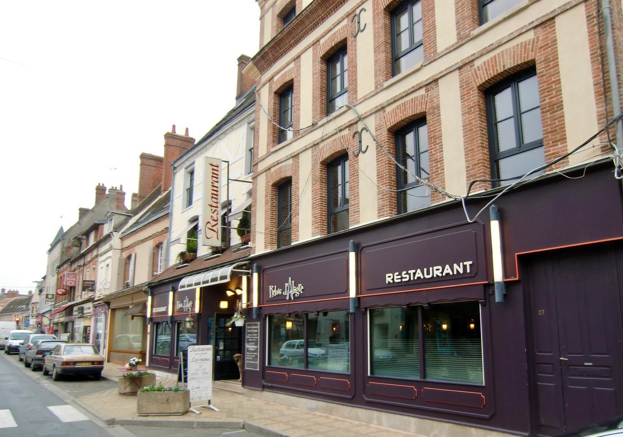 Logis Hotel-Restaurant Le Relais D'Aligre Châteauneuf-en-Thymerais 외부 사진